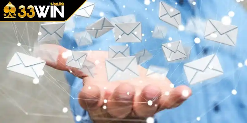 Liên hệ 33Win qua Email